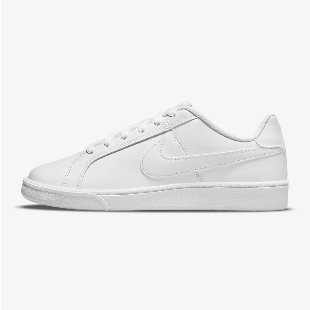 Nike Court Royale size 7